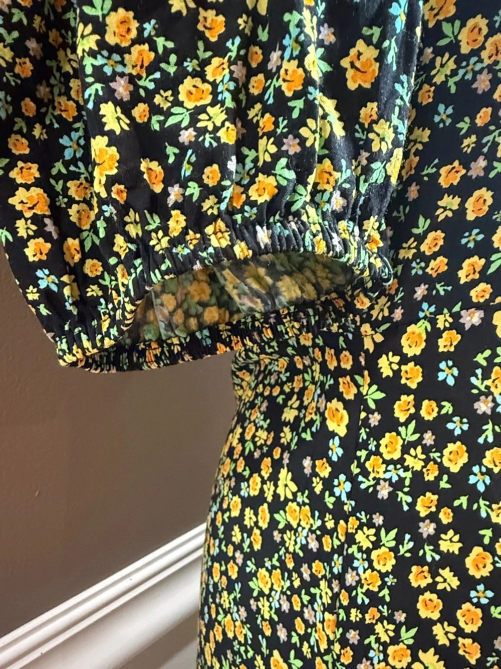 Faithfull The Brand Black‎ Yellow Floral Puff Sleeve Midi Dress L Size 8
